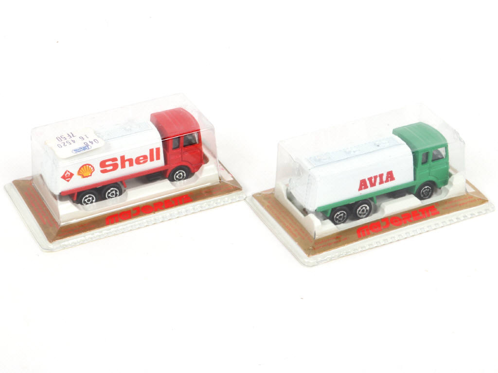Lot 268 - MAJORETTE (FRANCE) (2)