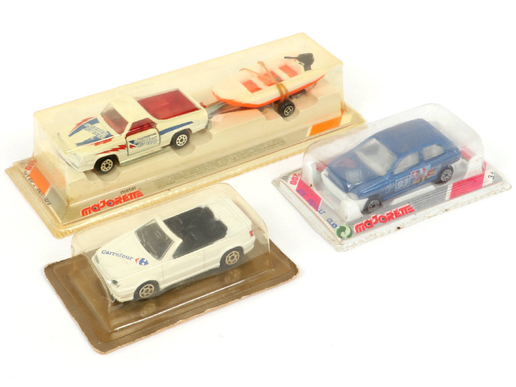 Lot 290 - MAJORETTE (FRANCE) (3)