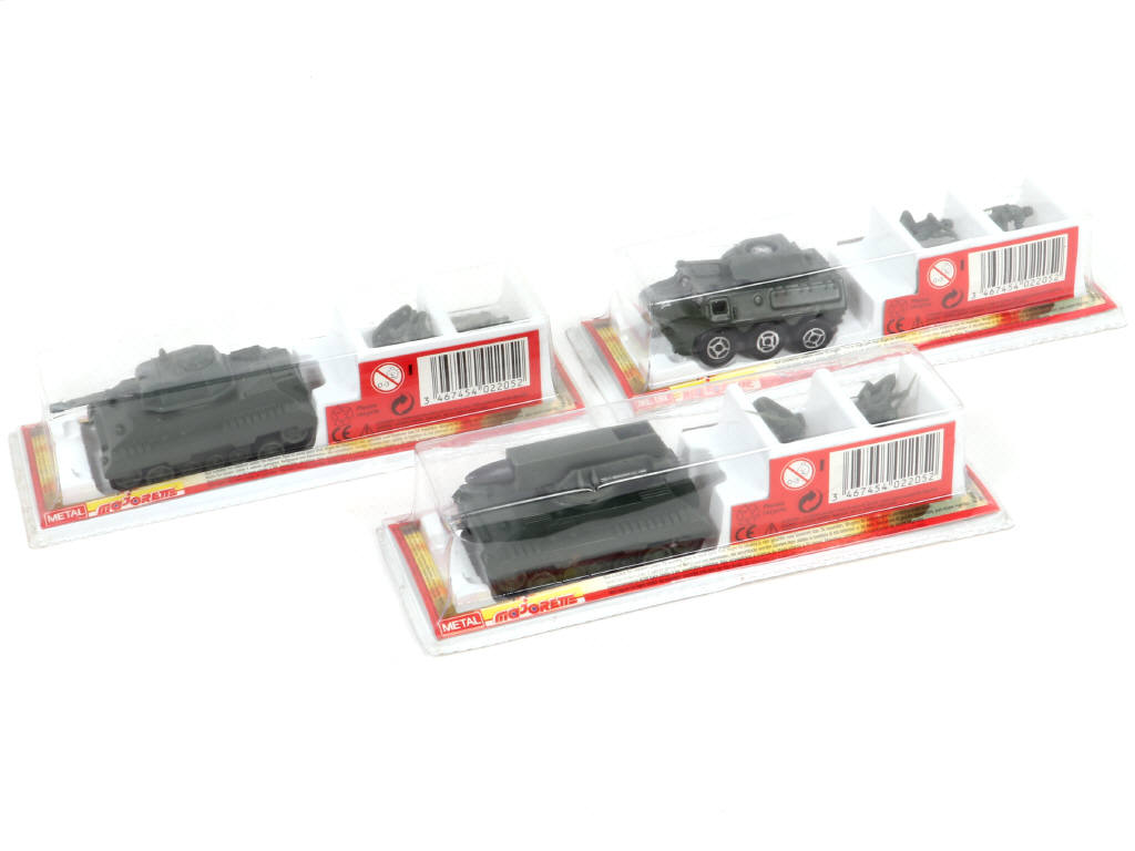 Lot 305 - MAJORETTE (FRANCE) (3)