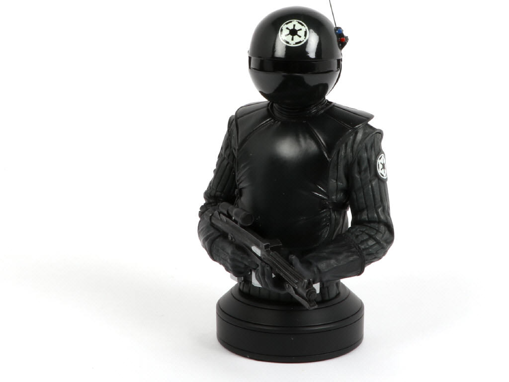 Lot 64 - GENTLE GIANT (CHINE) (1)