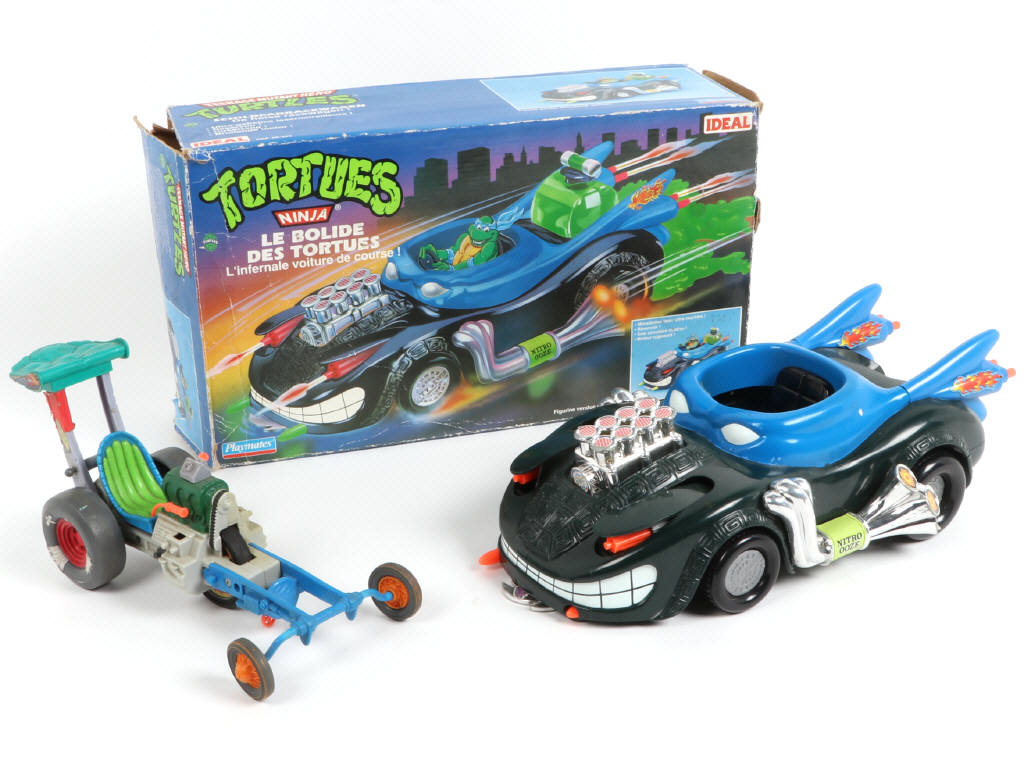 Lot 196 - PLAYMATES (USA) (2)