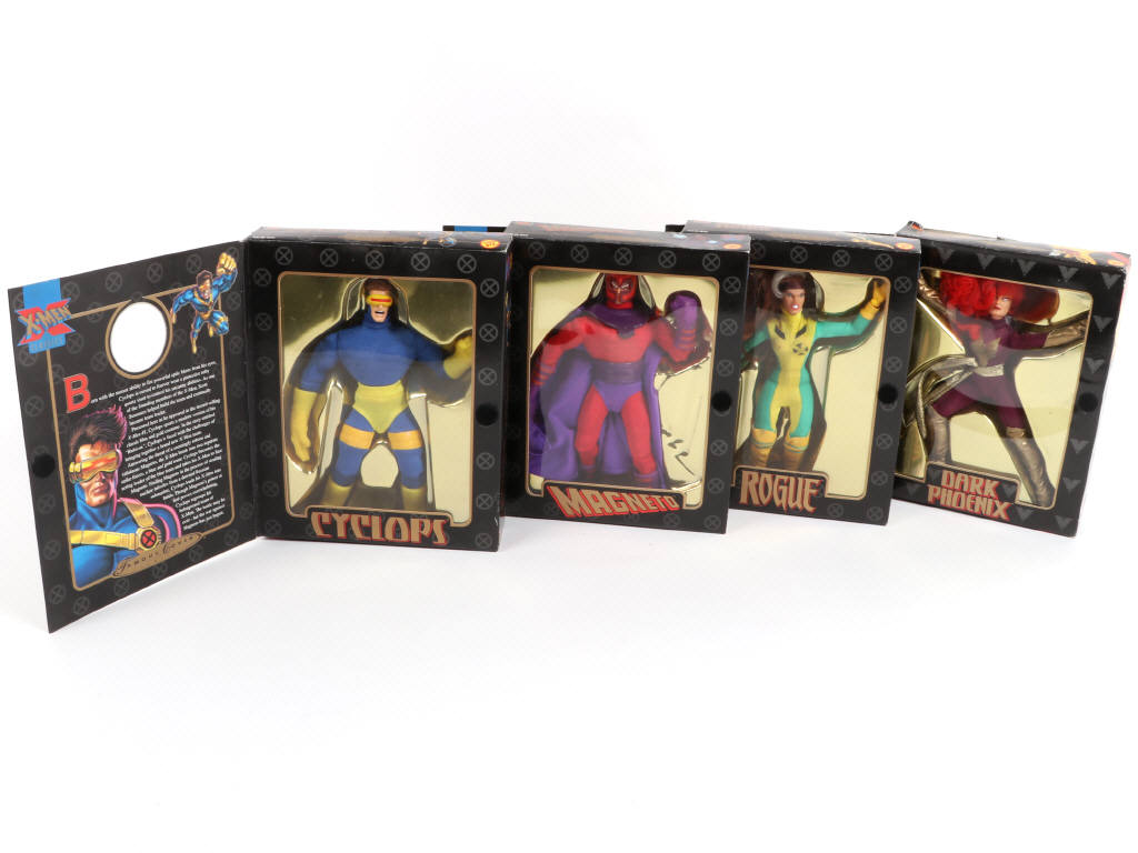 Lot 113 - TOY BIZ (FRANCE) (4)