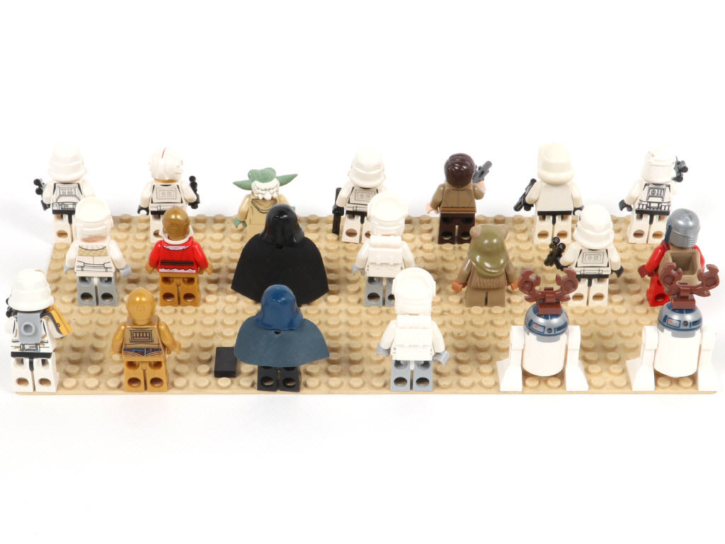 Lot 140 - LEGO (DANEMARK) (20)