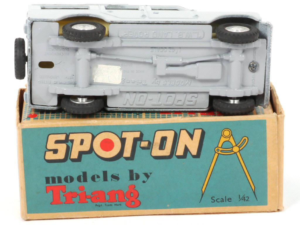 Lot 375 - SPOT-ON (GB) (1)