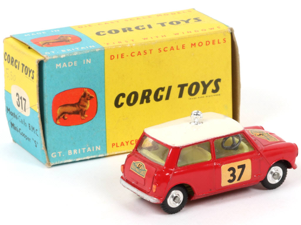 Lot 400 - CORGI TOYS (GB) (1)