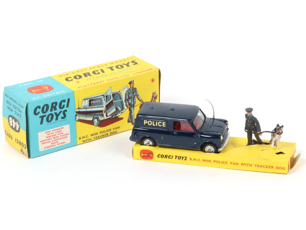 Lot 405 - CORGI TOYS (GB) (1)