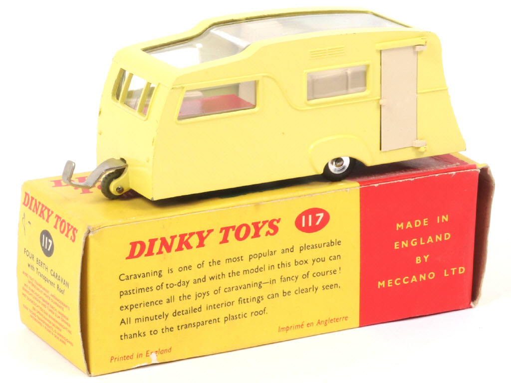 Lot 638 - DINKY TOYS (GB) (1)