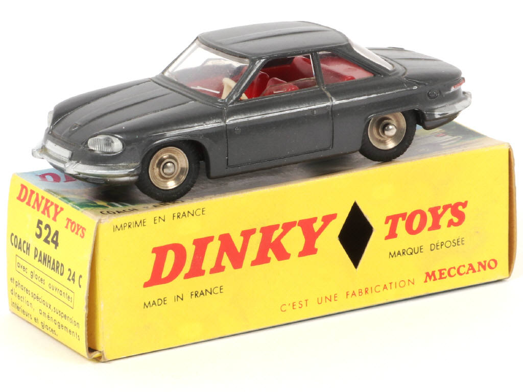 Lot 574 - DINKY TOYS (FRANCE) (1)