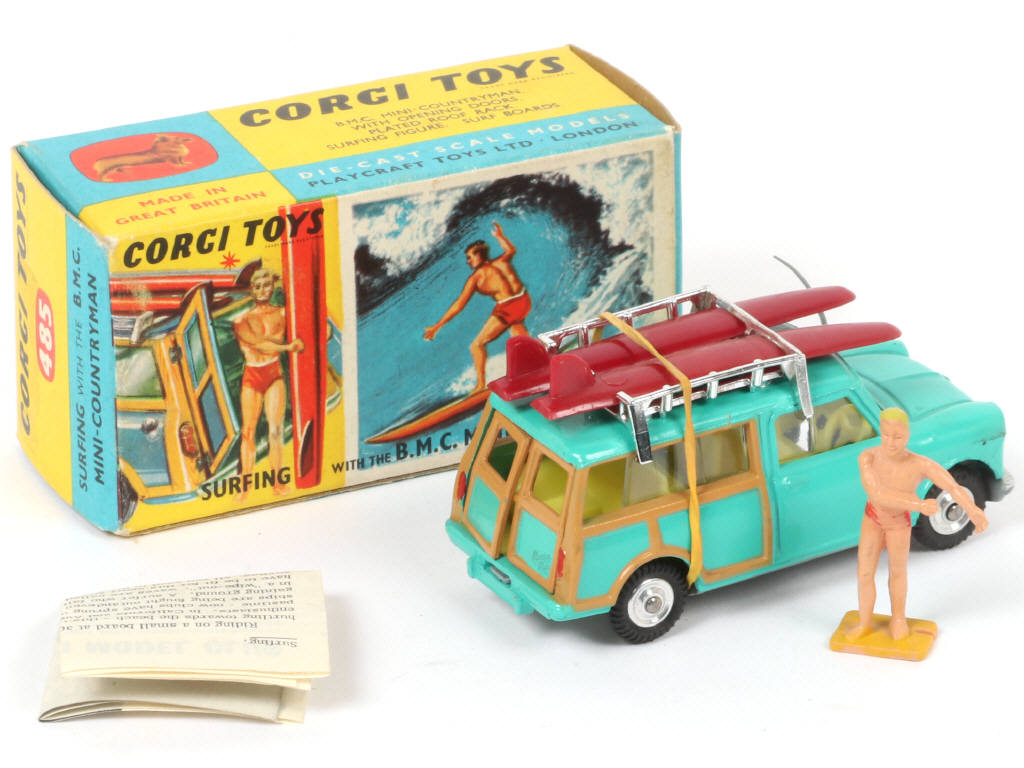 Lot 404 - CORGI TOYS (GB) (1)