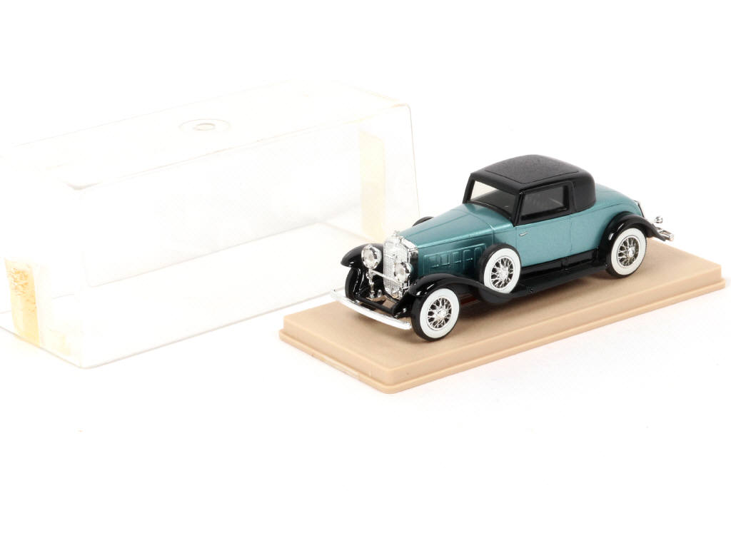 Lot 423 - ELEGANCE (FRANCE) (1)