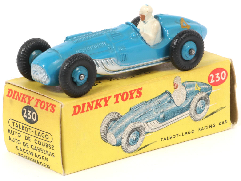 Lot 630 - DINKY TOYS (GB) (1)