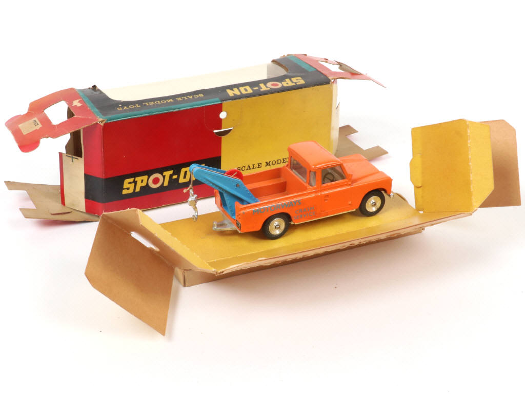 Lot 378 - SPOT-ON (GB) (1)