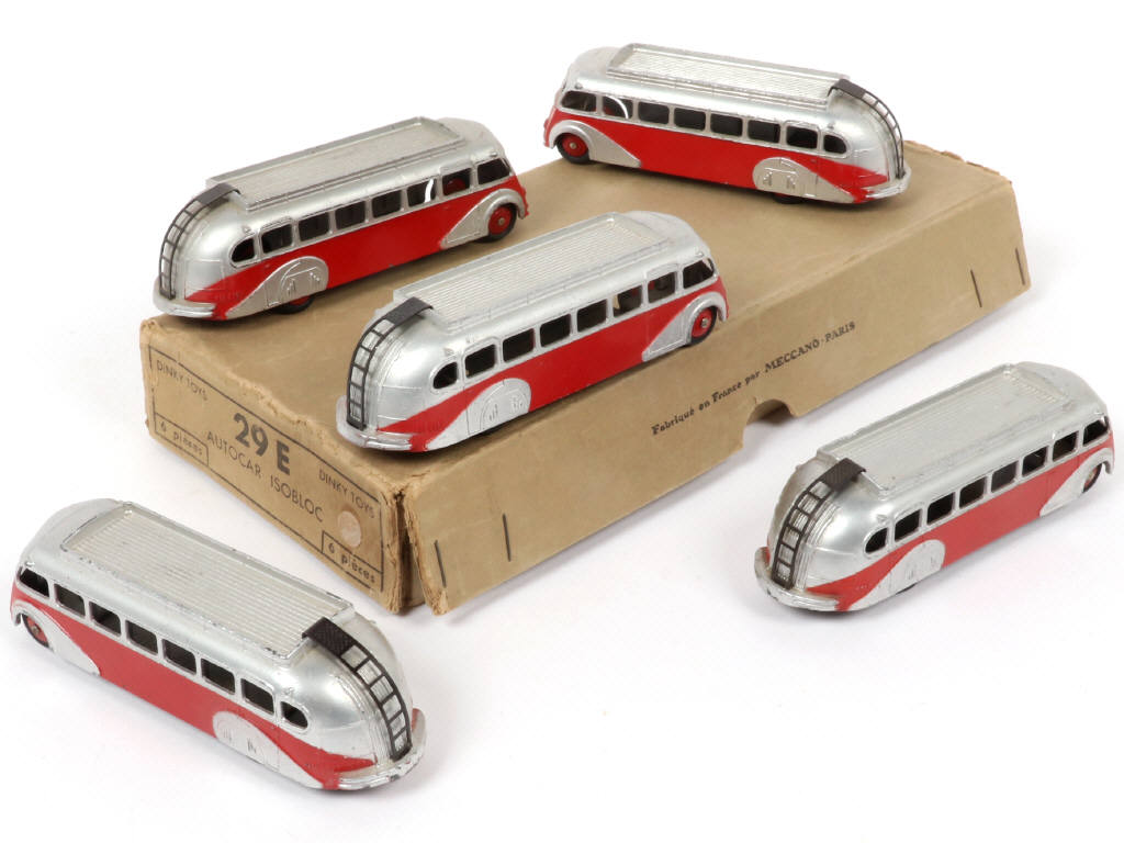 Lot 502 - DINKY TOYS (FRANCE) (6)