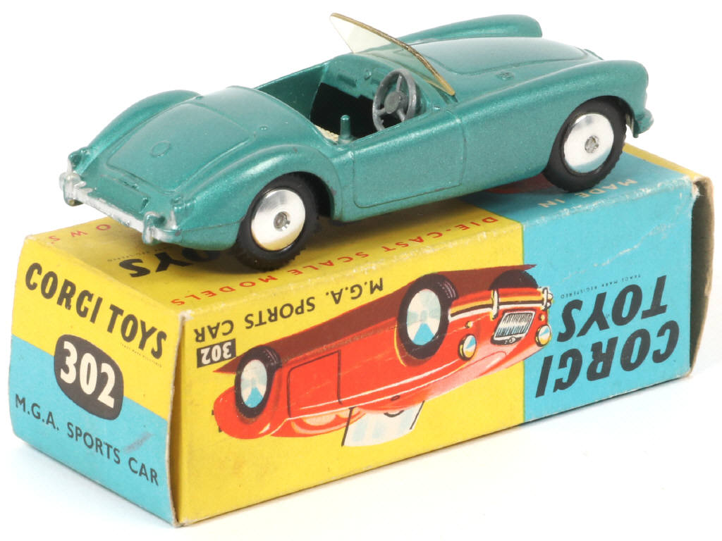 Lot 392 - CORGI TOYS (GB) (1)