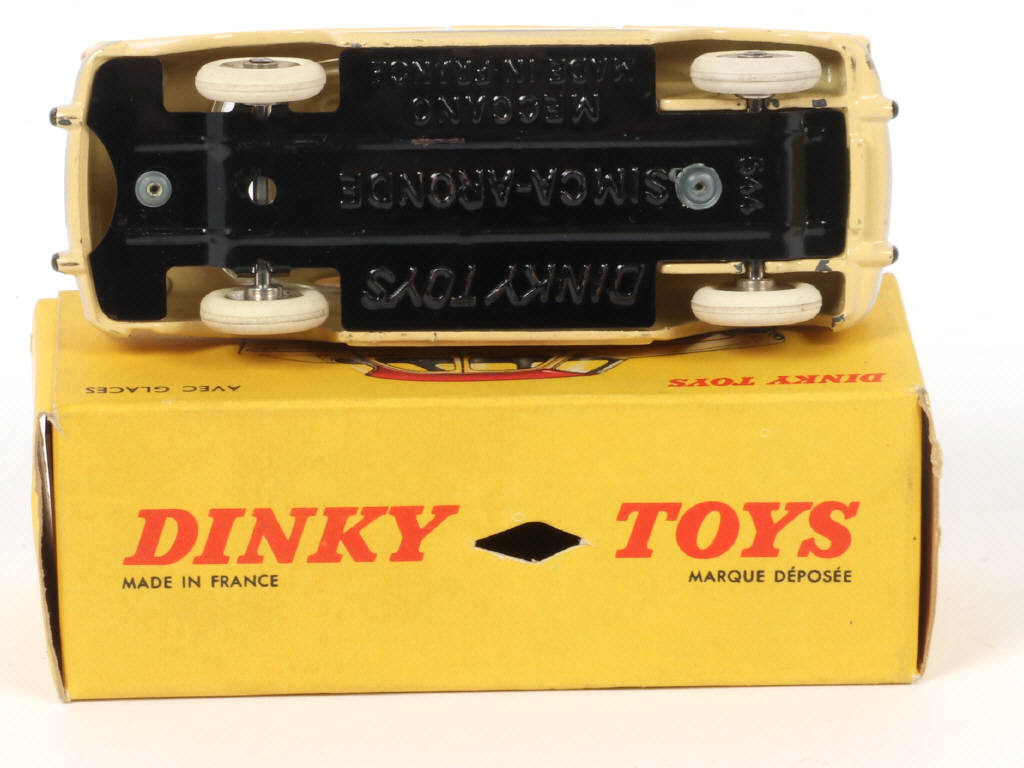 Lot 569 - DINKY TOYS (FRANCE) (1)