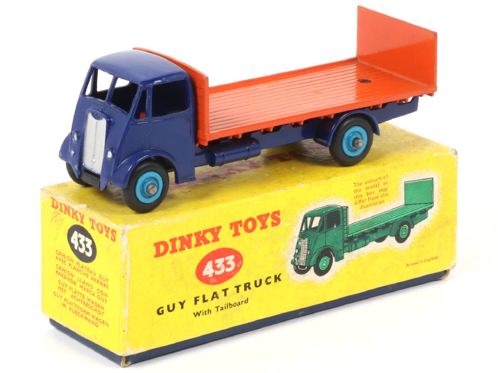 Lot 647 - DINKY TOYS (GB) (1)
