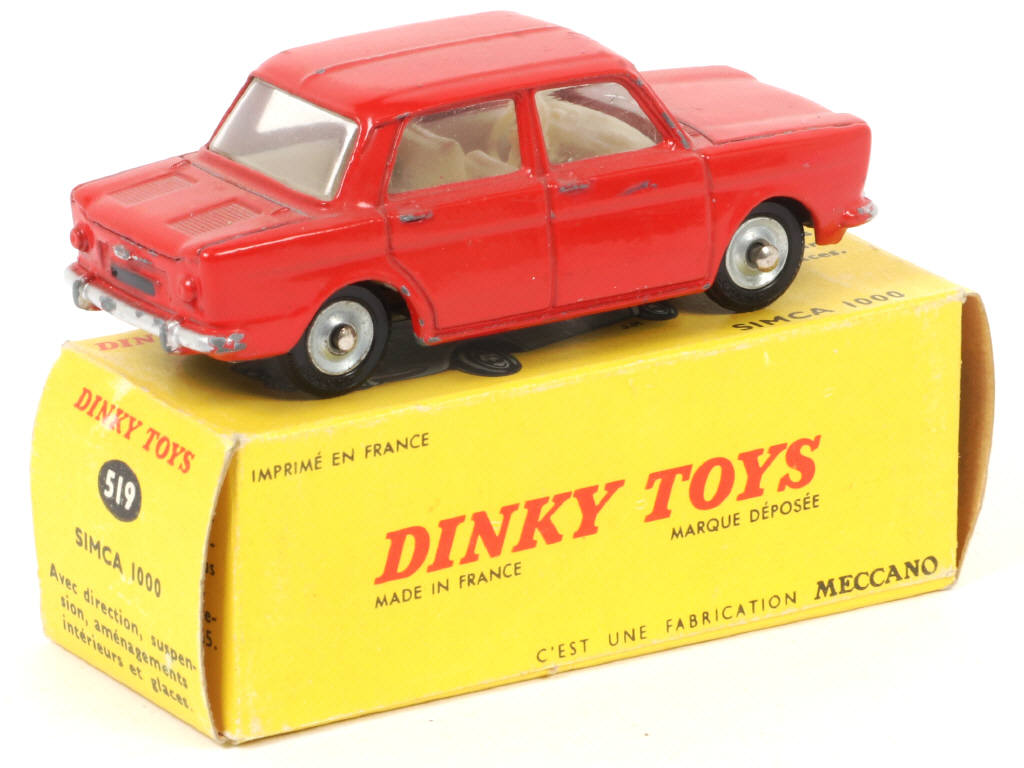 Lot 570 - DINKY TOYS (FRANCE) (1)