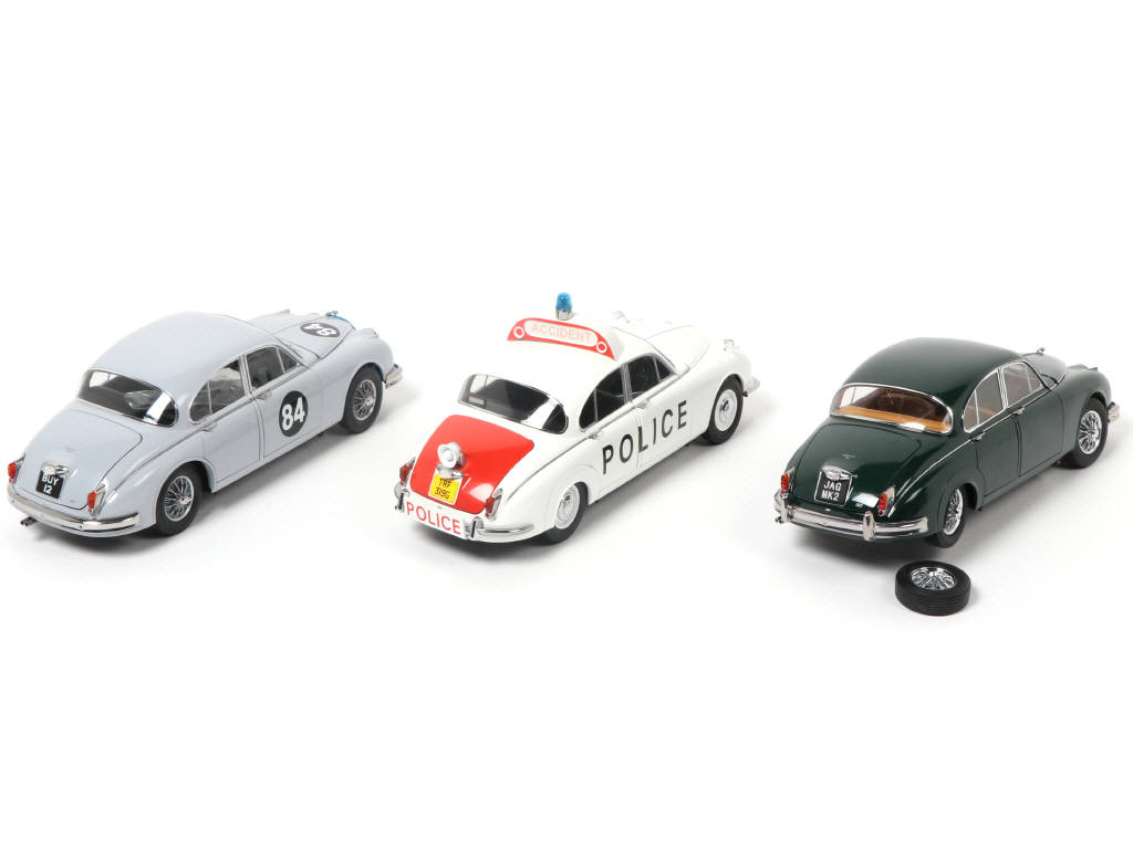 Lot 75 - MODEL ICONS (CHINE) (3)