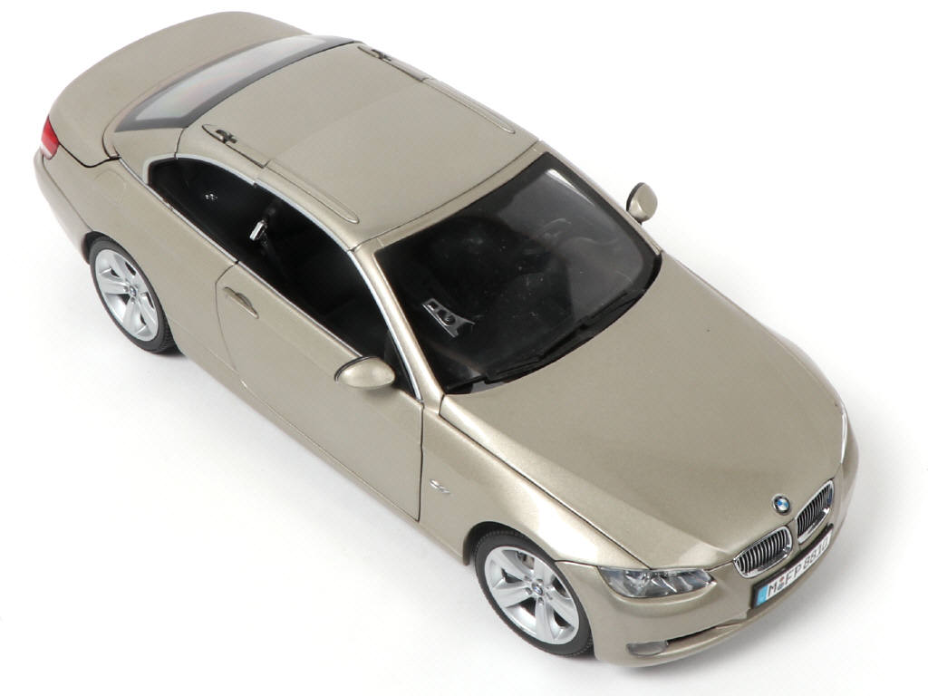 Lot 143 - KYOSHO (JAPON) (1)