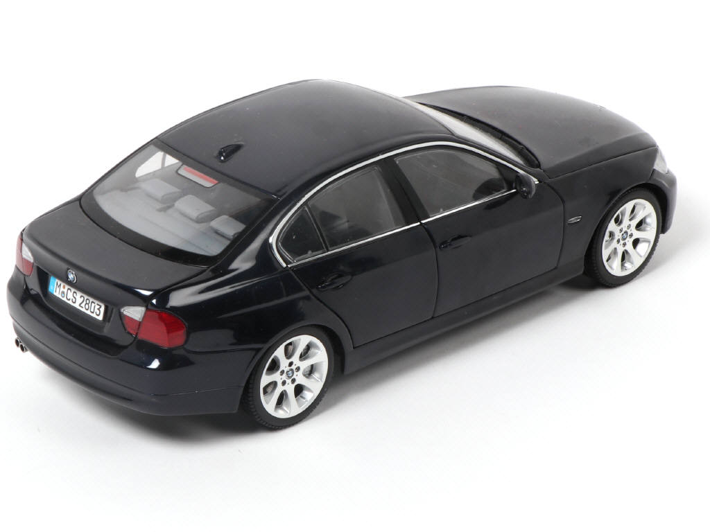 Lot 141 - KYOSHO (JAPON) (1)