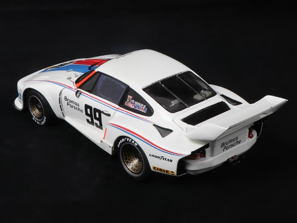 Lot 158 - EXOTO (USA) (1)