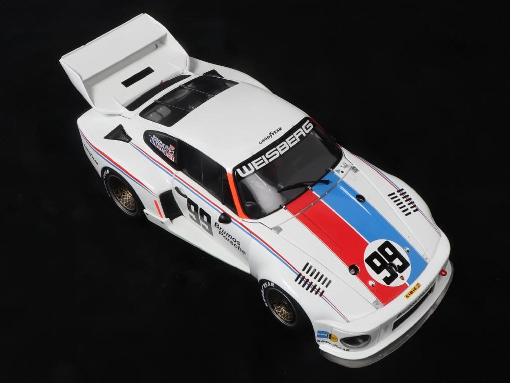 Lot 158 - EXOTO (USA) (1)