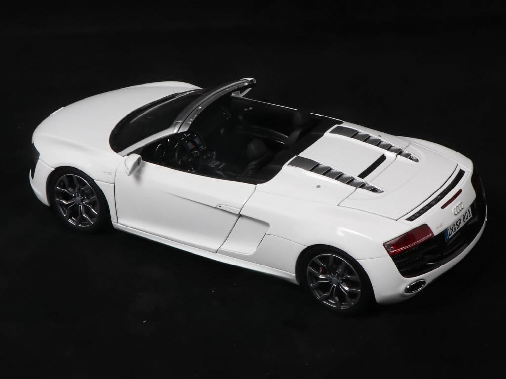 Lot 128 - KYOSHO (JAPON) (1)