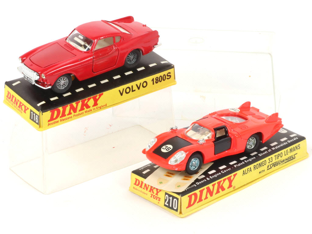 Lot 316 - DINKY TOYS (GB) (2)