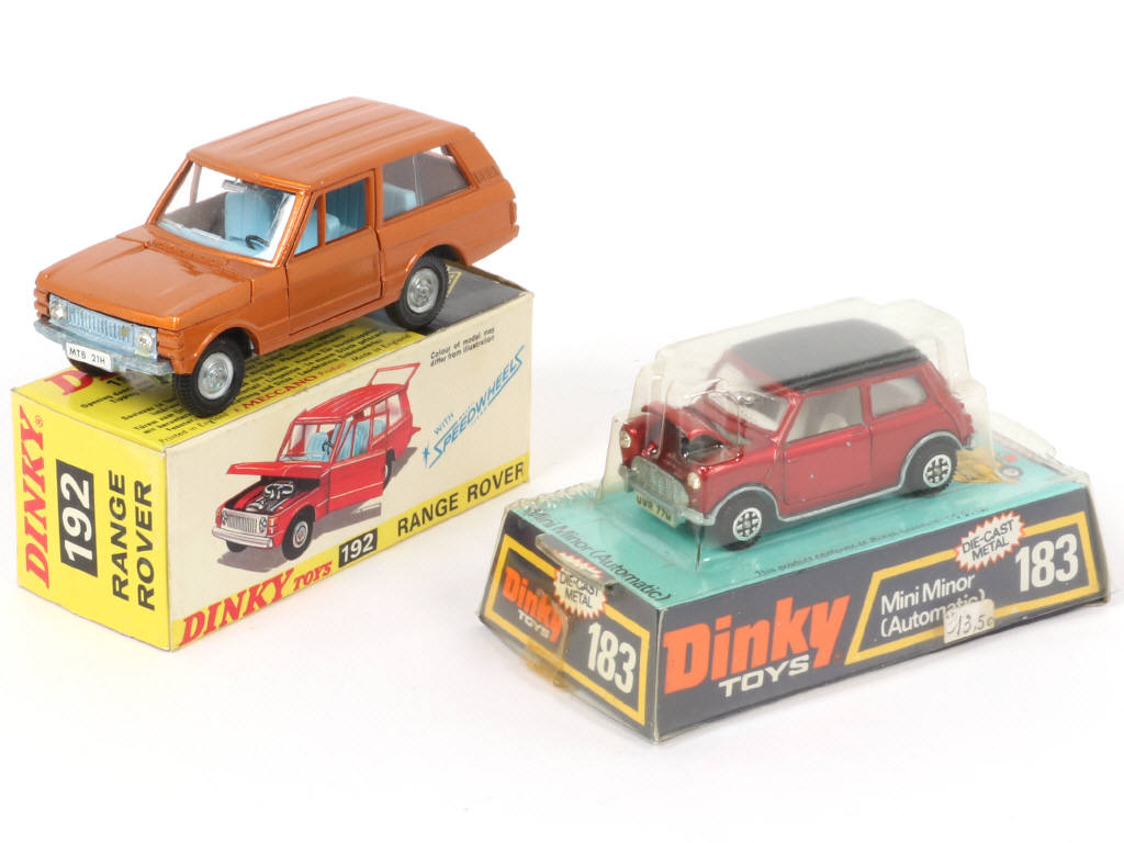 Lot 314 - DINKY TOYS (GB) (2)