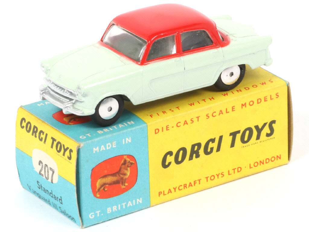 Lot 221 - CORGI TOYS (GB) (1)
