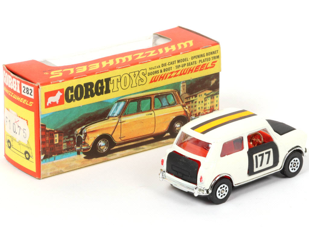 Lot 223 - CORGI TOYS (GB) (1)
