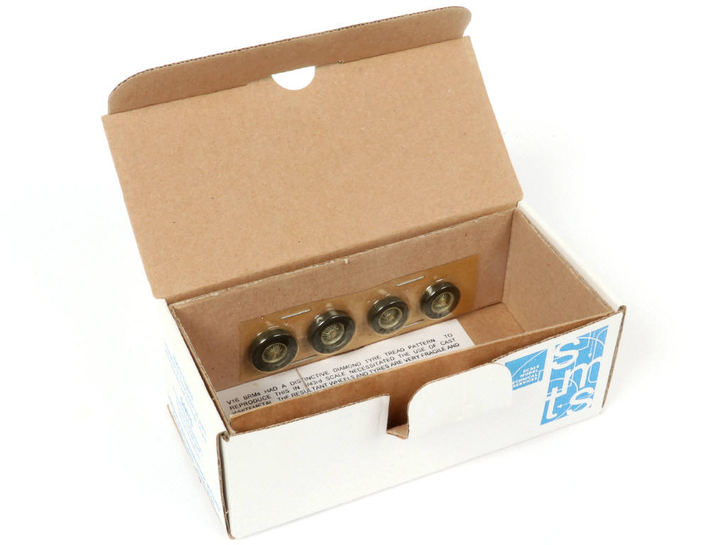 Lot 206 - SMTS (GB) (1)