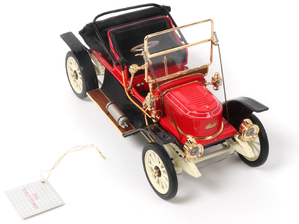 Lot 174 - FRANKLIN MINT (USA) (1)