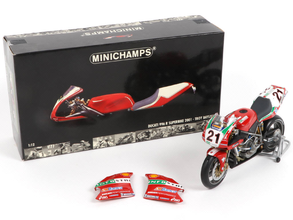 Lot 225 - MINICHAMPS (ALLEMAGNE) (1)