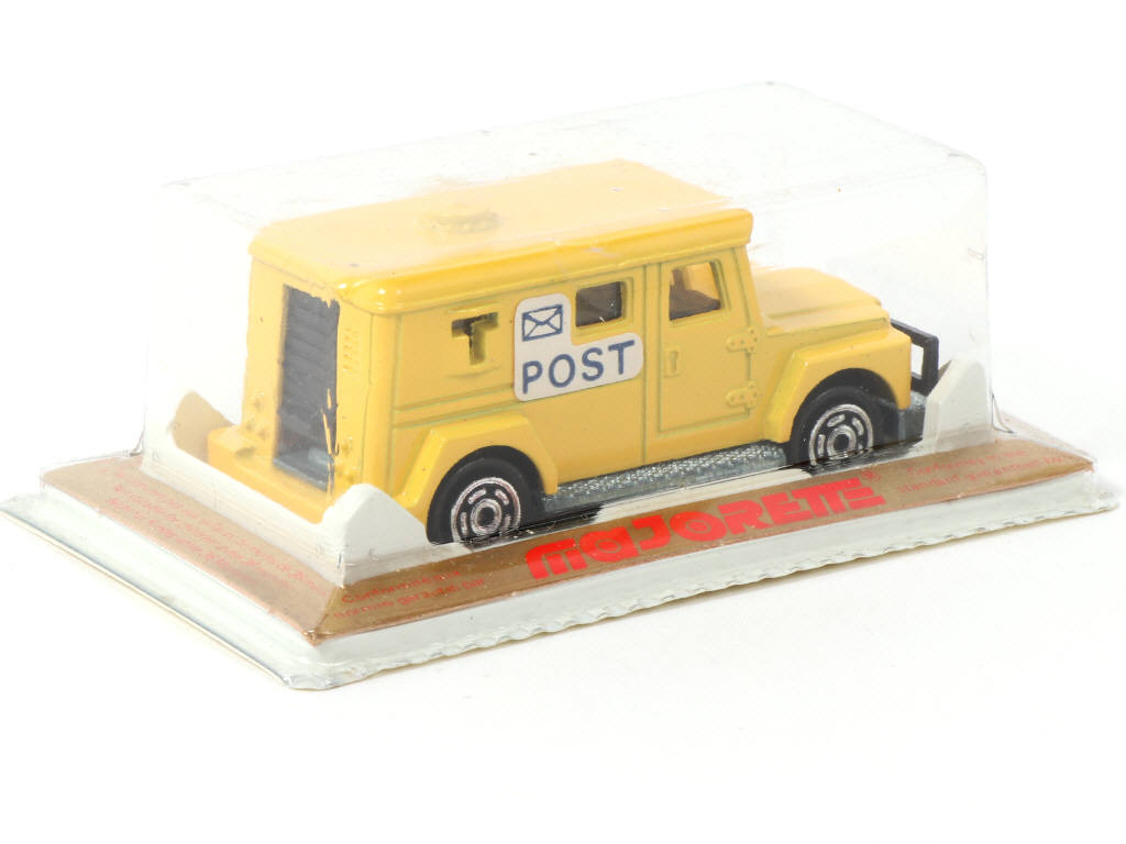 Lot 35 - MAJORETTE (FRANCE) (1)
