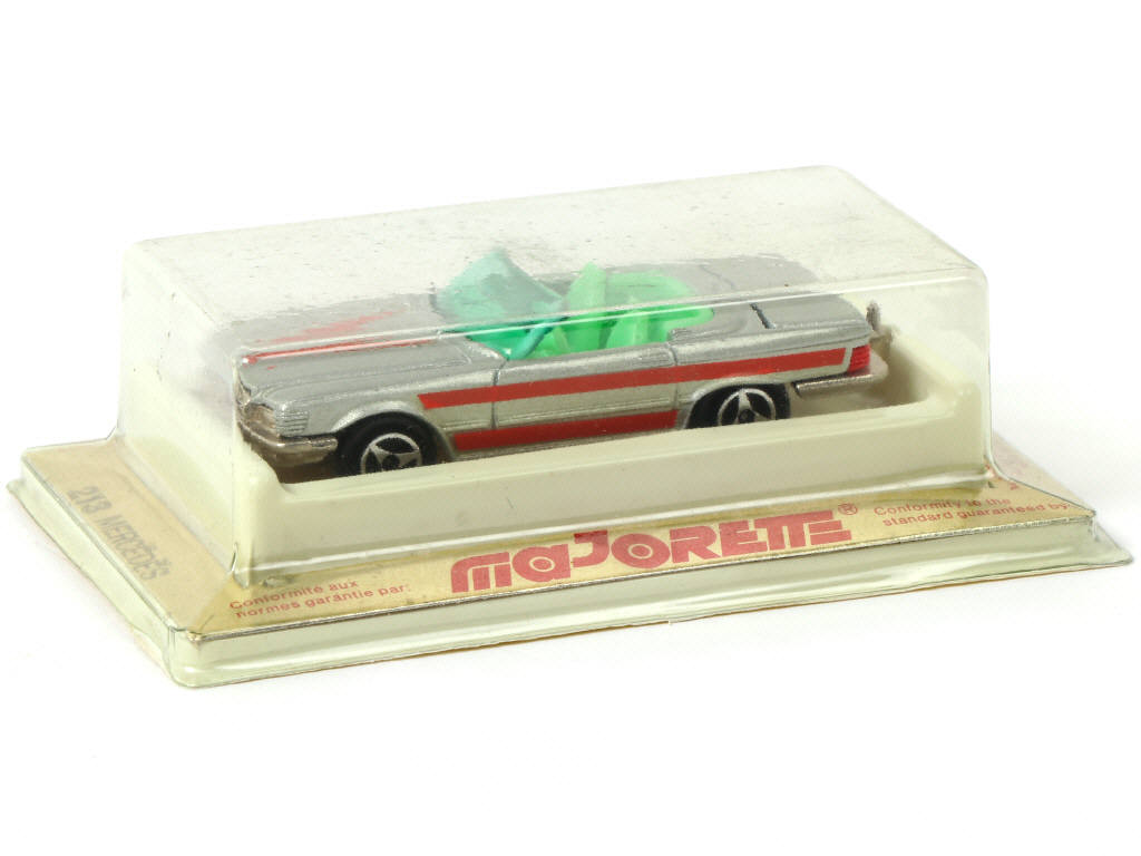 Lot 60 - MAJORETTE (FRANCE) (1)