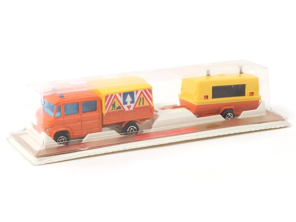 Lot 246 - MAJORETTE (FRANCE) (1)
