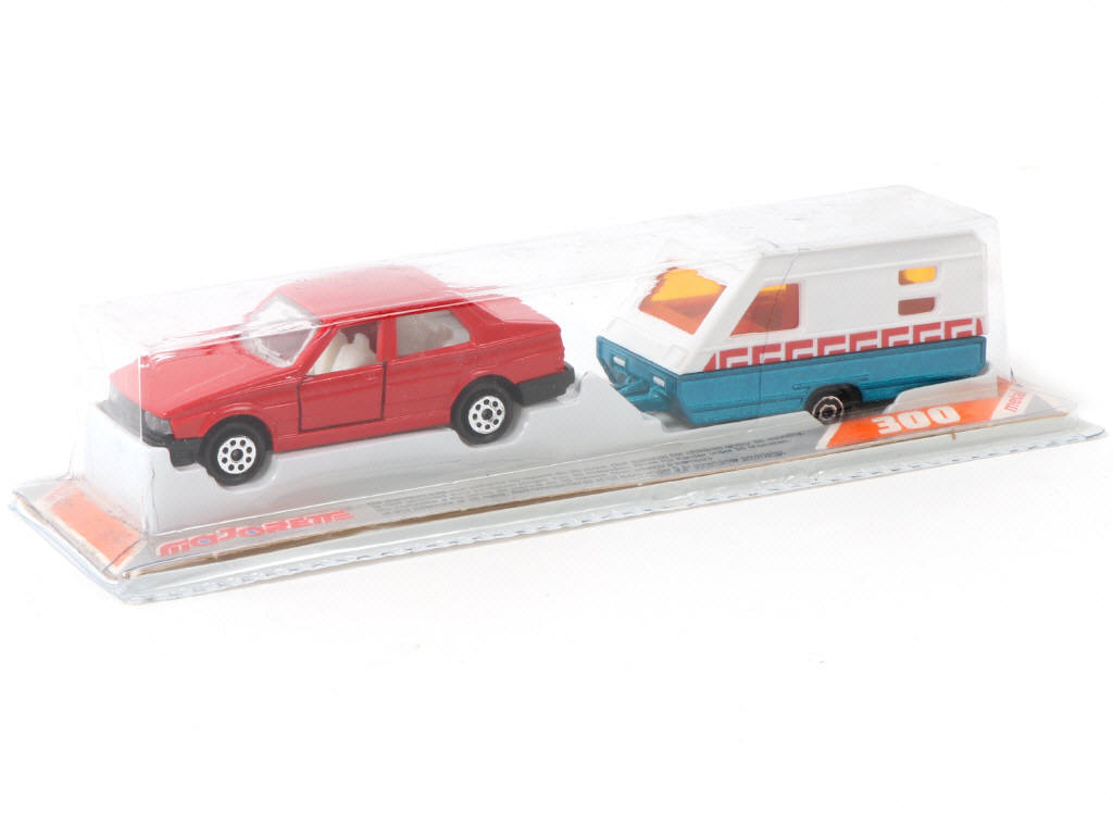 Lot 212 - MAJORETTE (FRANCE) (1)