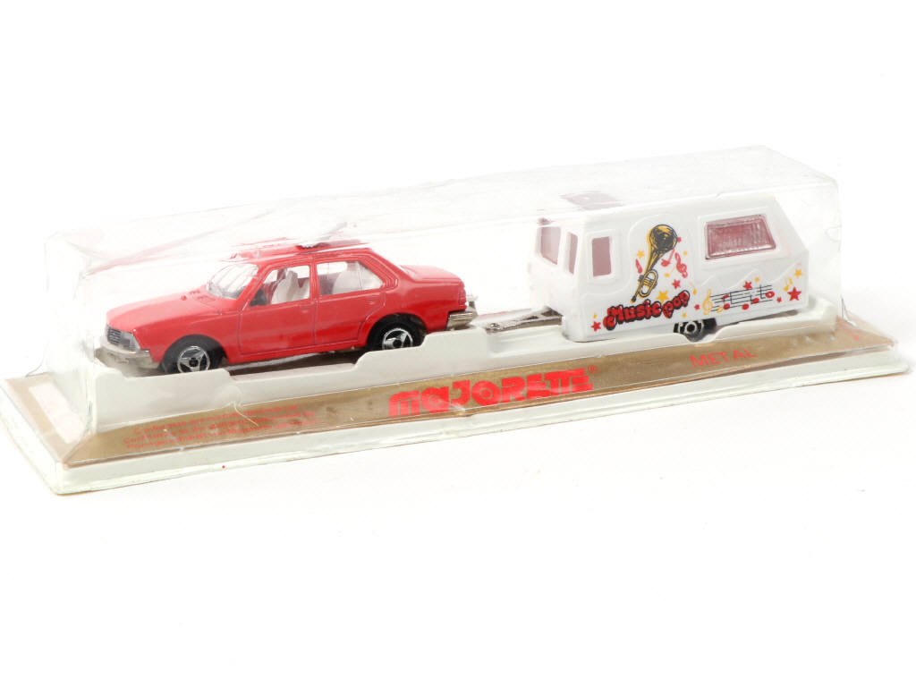 Lot 236 - MAJORETTE (FRANCE) (1)