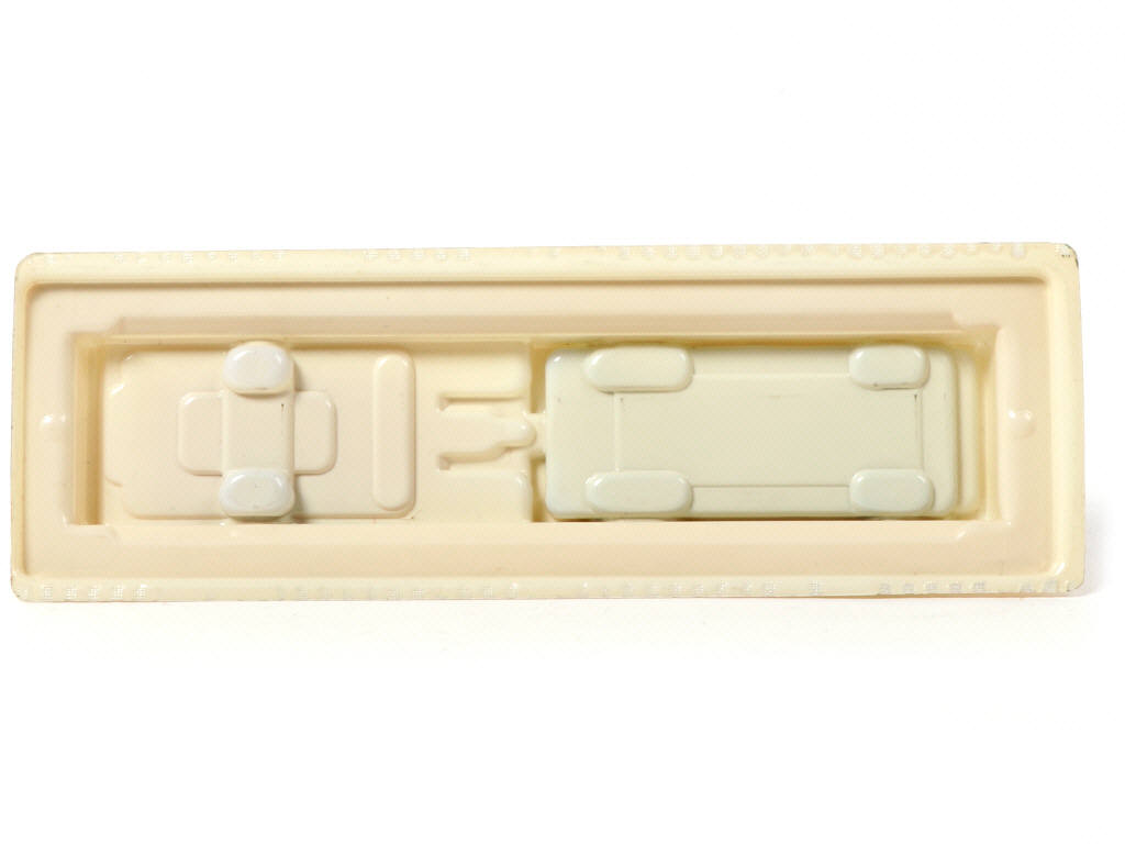 Lot 240 - MAJORETTE (FRANCE) (1)