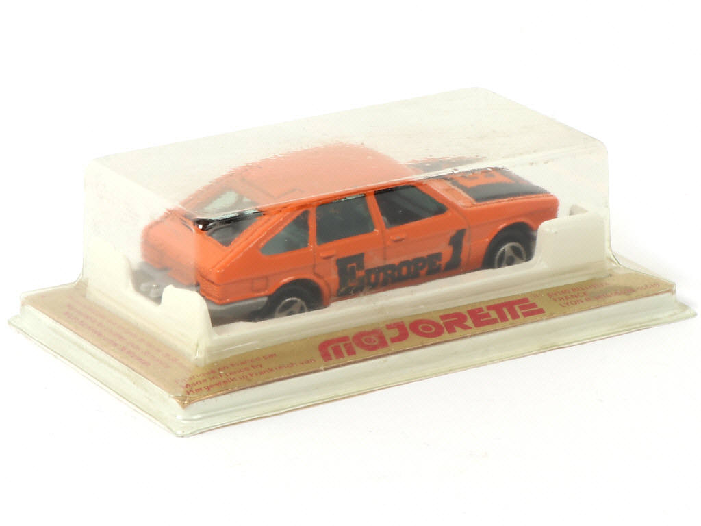 Lot 108 - MAJORETTE (FRANCE) (1)