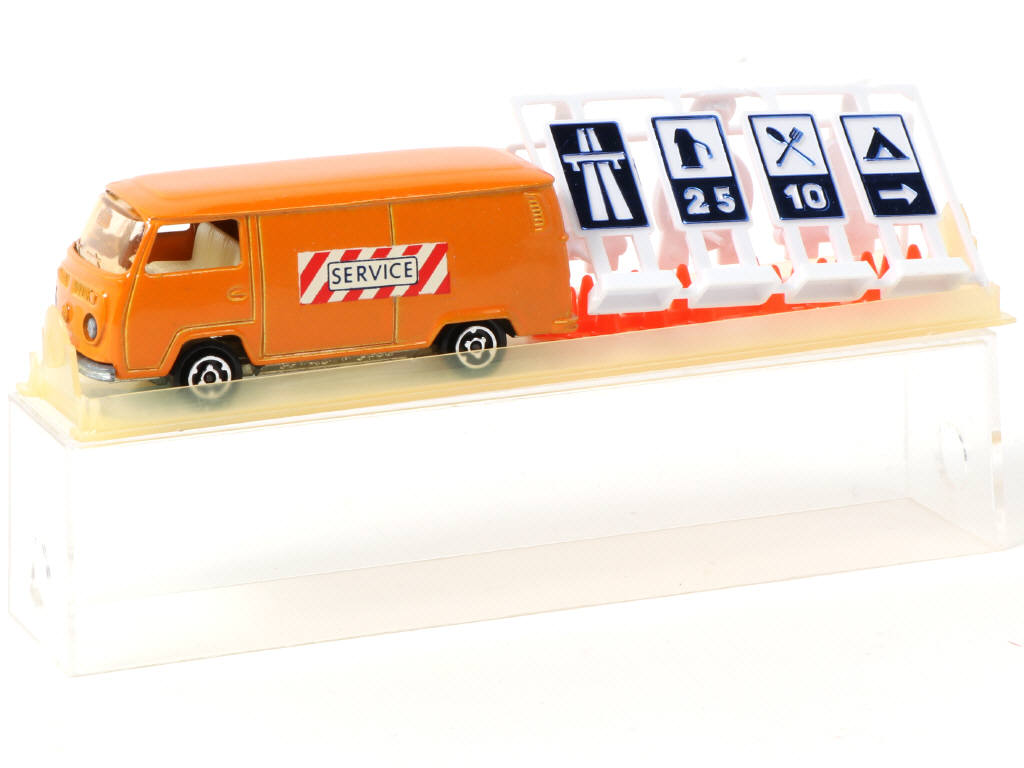 Lot 222 - MAJORETTE (FRANCE) (1)