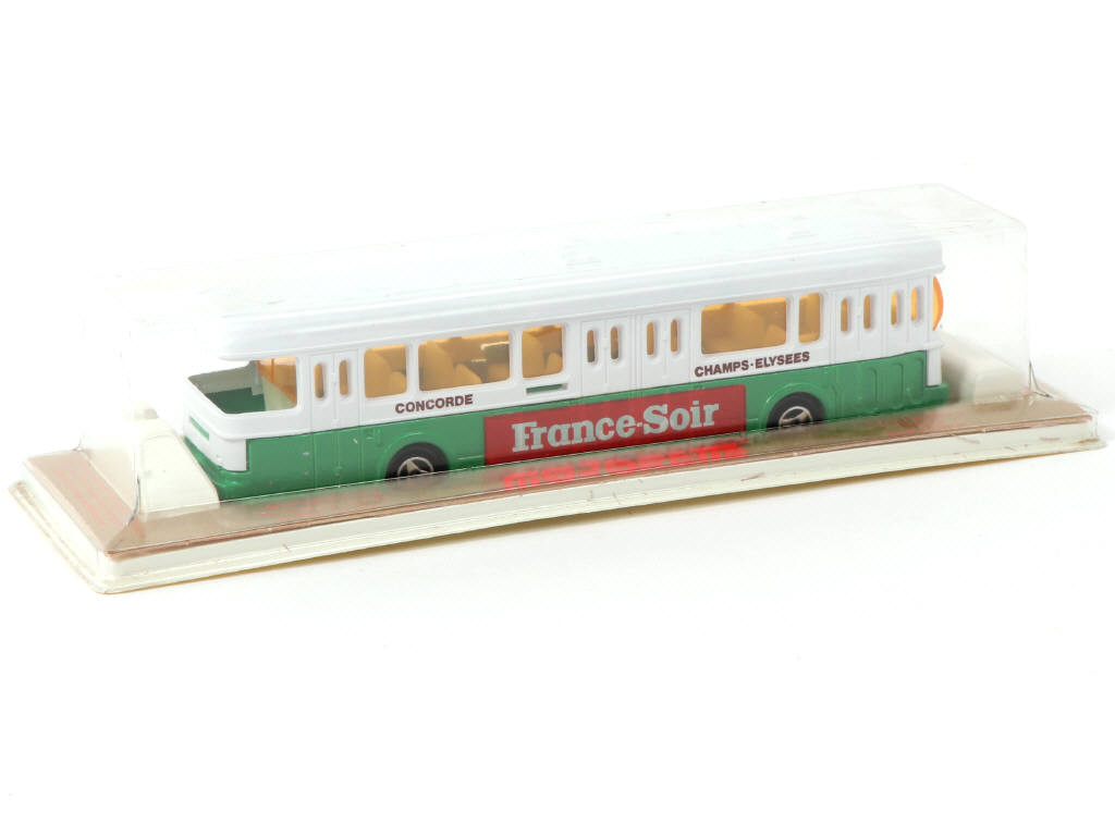 Lot 175 - MAJORETTE (FRANCE) (1)