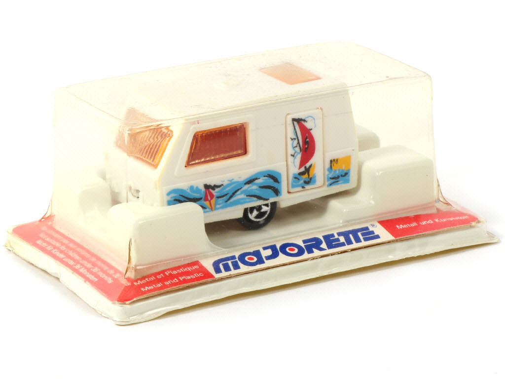 Lot 24 - MAJORETTE (FRANCE) (1)