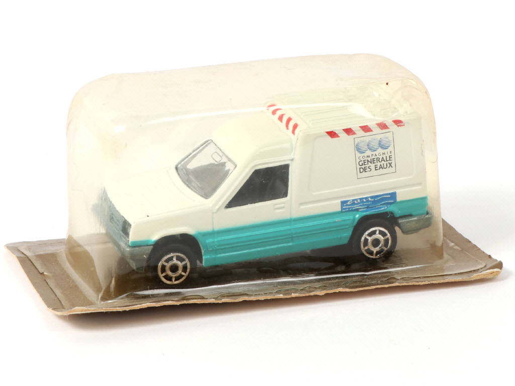 Lot 89 - MAJORETTE (FRANCE) (1)