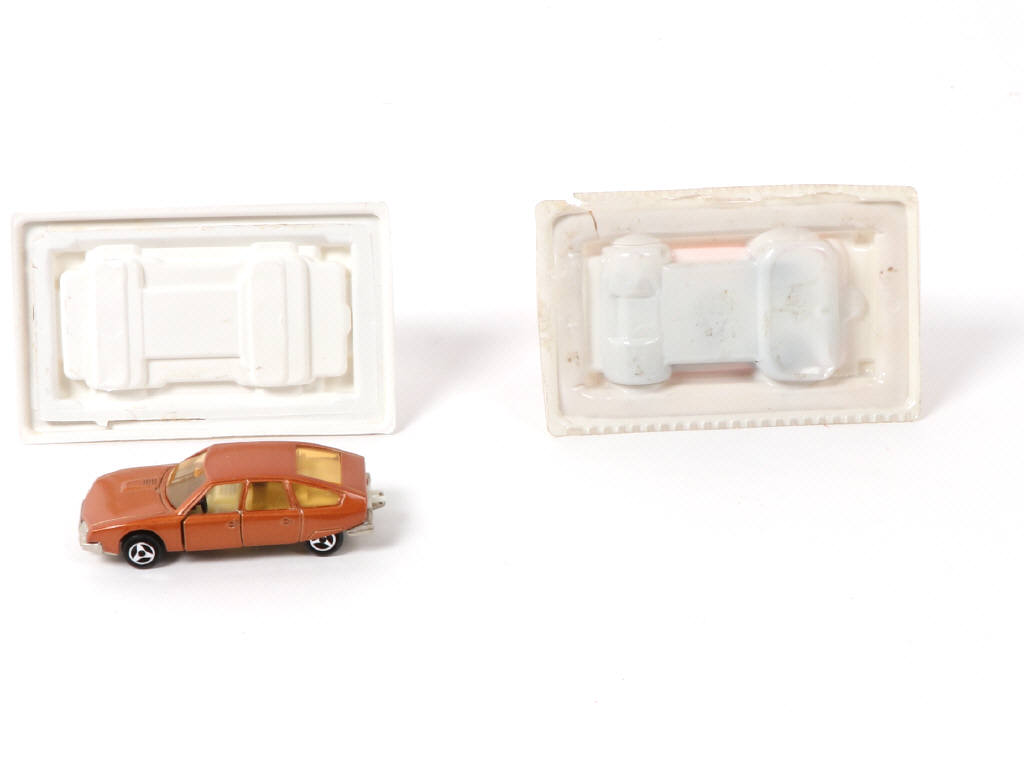 Lot 299 - MAJORETTE (FRANCE) (2)