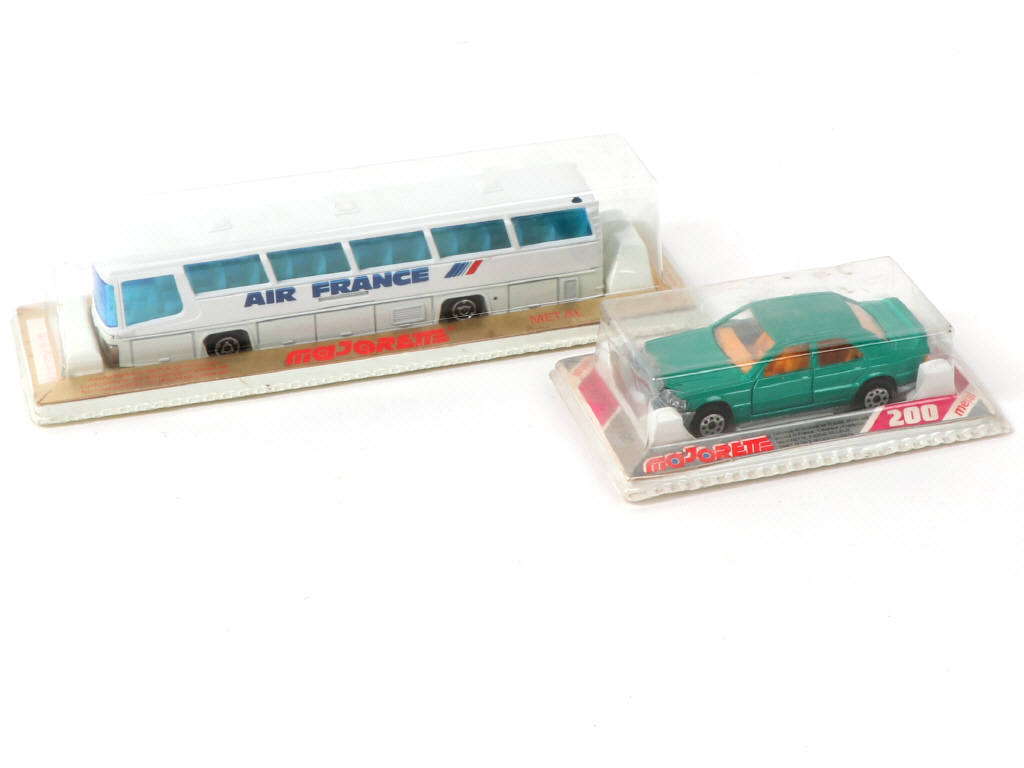 Lot 282 - MAJORETTE (FRANCE) (2)