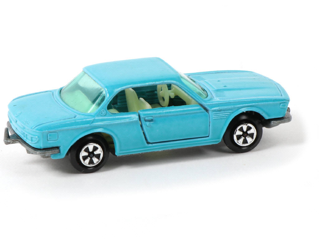 Lot 95 - MAJORETTE (FRANCE) (1)