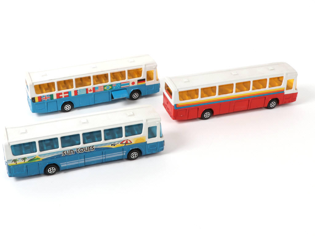 Lot 259 - MAJORETTE (FRANCE) (3)