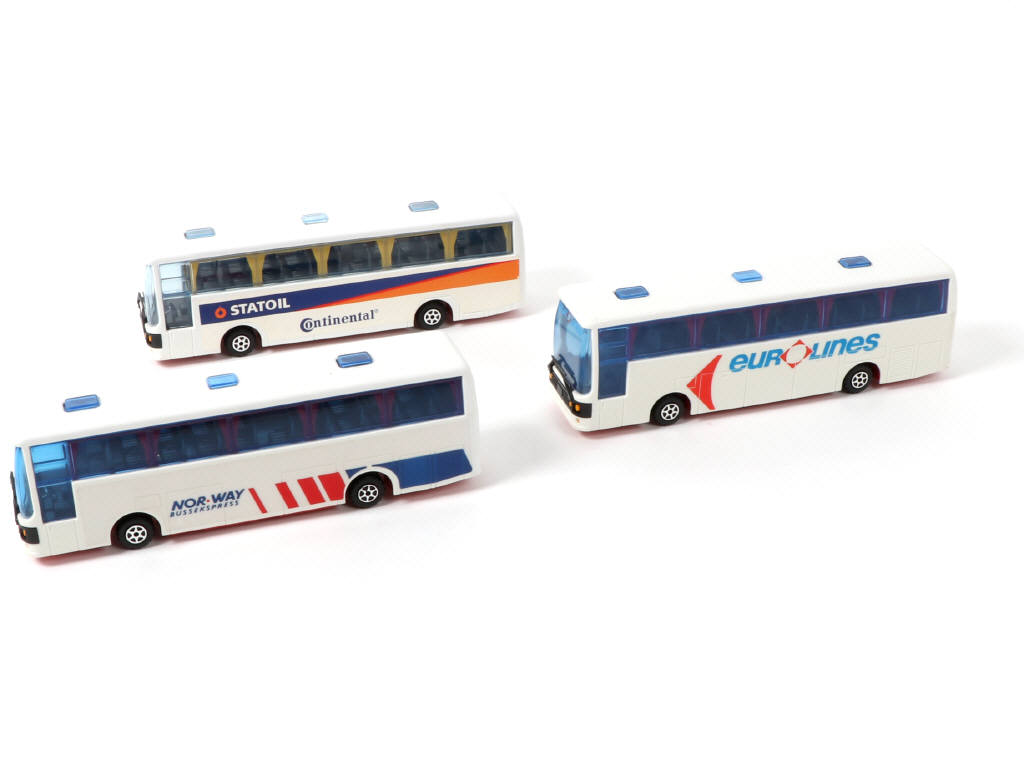 Lot 261 - MAJORETTE (FRANCE) (3)